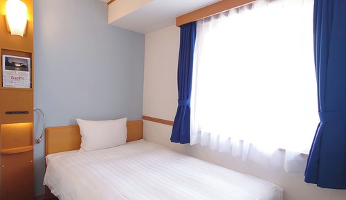 Economy Single Room, Smoking