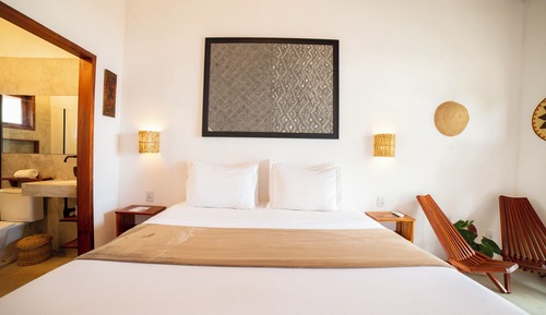 Standard Suite, Sea View