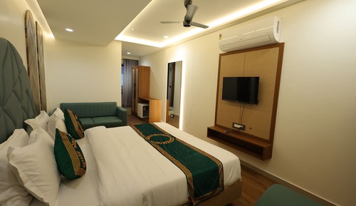 Standard Double Room, City View