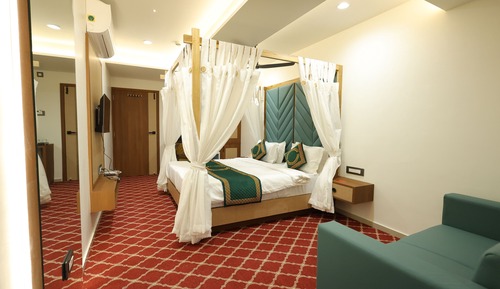 Signature Room