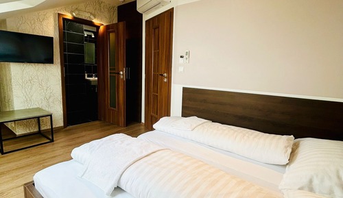 Classic Quadruple Room