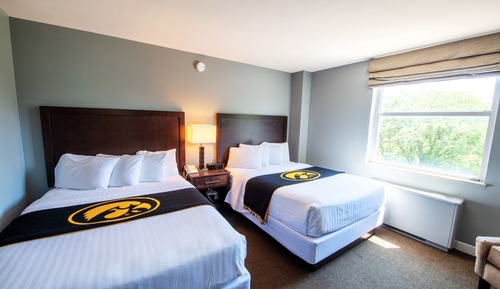 Business Suite, 2 Queen Beds