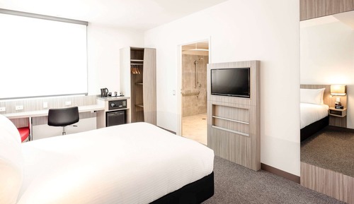 Room, 1 Queen Bed, Accessible (Accessible)