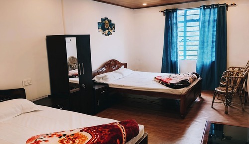Deluxe Quadruple Room, Balcony