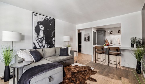 House (1 Bedroom)