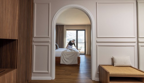 Executive Suite, Balcony, Mountain View