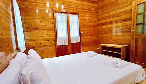 Signature Cabin, Balcony, Garden View