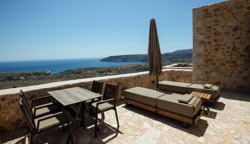 Twin Suite with Balcony