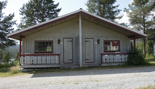 Basic Cabin (bedsheets/cleaning not included)