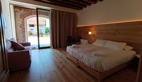 Comfort Double or Twin Room, Patio, Courtyard View