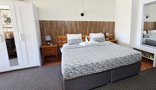 Superior Suite, Ensuite, Garden View