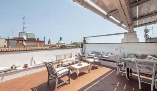 Superior Penthouse, City View