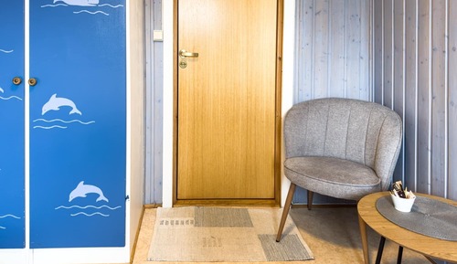 Economy Double Room, 2 Twin Beds, Shared Bathroom