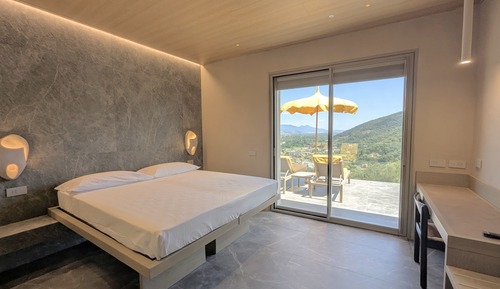 Standard Double or Twin Room, Terrace, Valley View