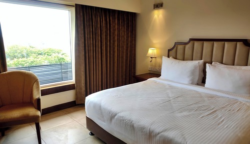 Deluxe Double or Twin Room, Garden View