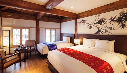 Deluxe Twin Room
