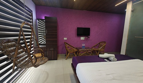 Deluxe Room, Balcony