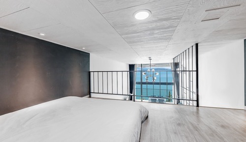 Basic Room, 1 Bedroom (Ocean Terrace B204)