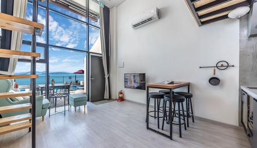 Basic Room, 2 Bedrooms (Ocean Family 103)