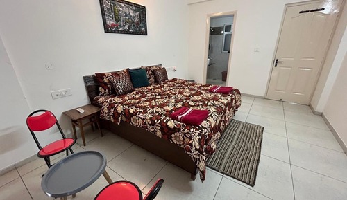 Apartment, 3 Bedrooms, Accessible, Smoking