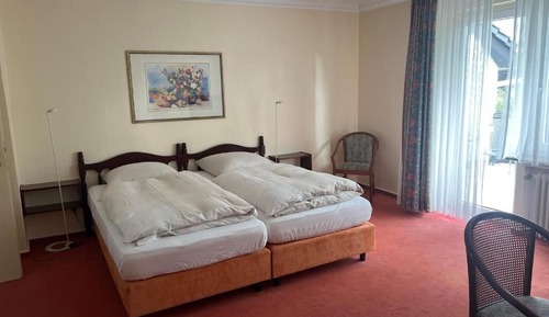 Classic Double or Twin Room, City View