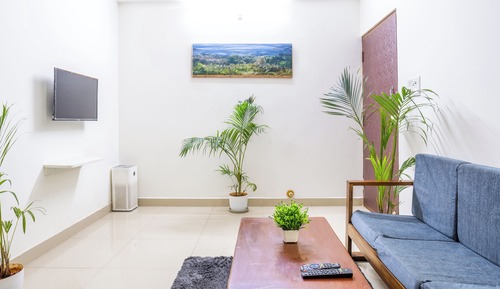 Studio, City View