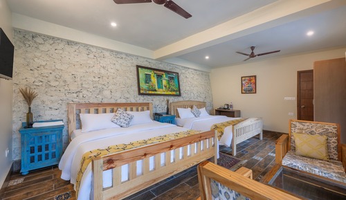 Family Quadruple Room, Balcony, Lake View