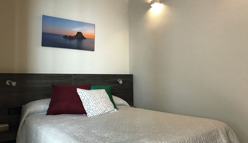 Apartment (Charming)