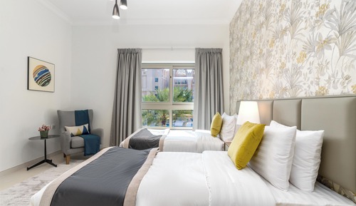 Premier Townhome, 3 Bedrooms, Private Pool