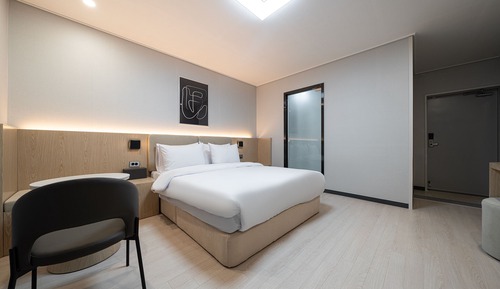 B-Building Standard Double