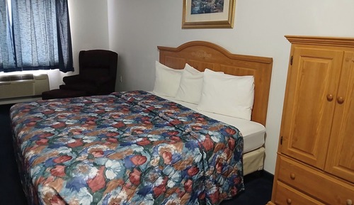 Basic Single Room, Hill View