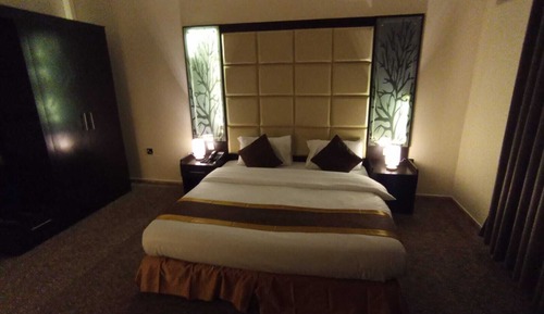 Luxury Room, City View