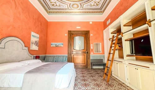 Apartment, City View