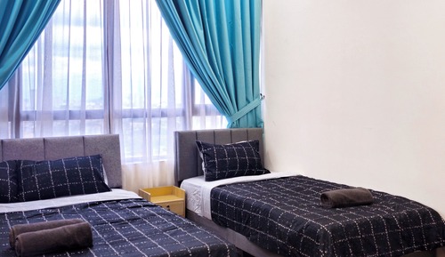 Comfort Apartment, 3 Bedrooms, Non Smoking, Pool View