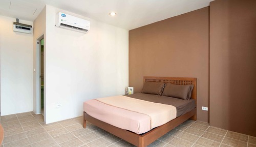 Deluxe Room, City View