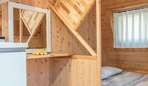 Basic Room, 1 Bedroom (Family Caravan No.7 (Spa Unavailable))