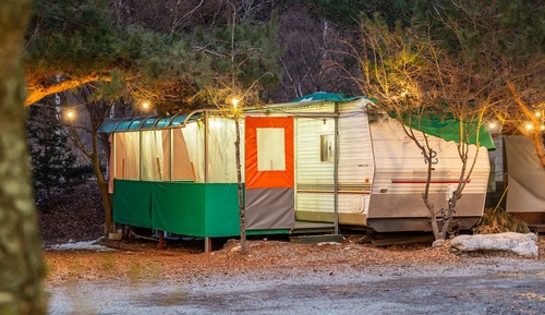 Basic Room, 1 Bedroom (Deluxe Caravan No. 13(Private BBQ))