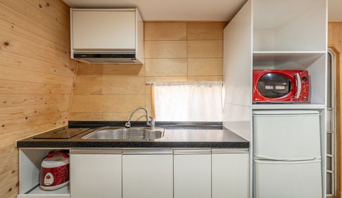 Basic Room, 1 Bedroom (Deluxe Caravan No. 11(Private BBQ))