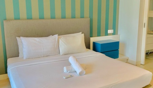 Two Bedroom Luxurious Suite With City View