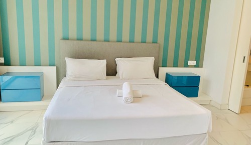 Suite With City View