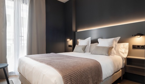 Atico con Terraza y Jacuzzi Privado