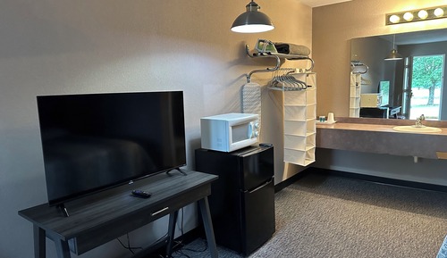 Single Room, Golf View