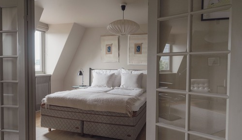 Deluxe Suite, City View