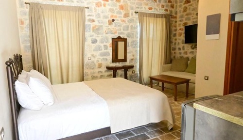 Premium Quadruple Room, Beach View