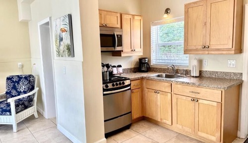 Standard Studio Suite, Pool View