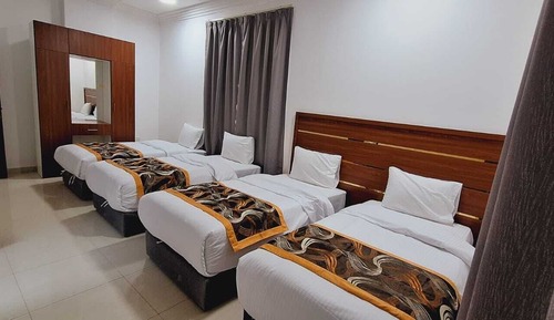 Deluxe Apartment, City View