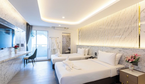 Twin suite with Bathtub