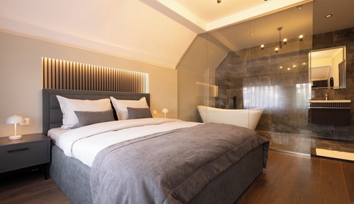 City Suite, City View