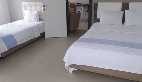 Grand Studio, Balcony, Valley View