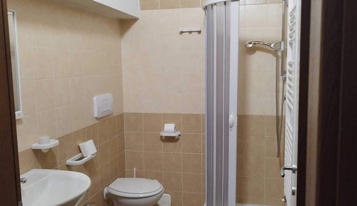 Comfort Studio, Valley View